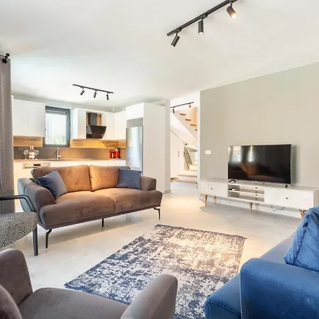 Willa Exclusive Paradise 3 *